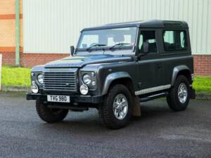 Bild 16/50 von Land Rover Defender 90 (2013)