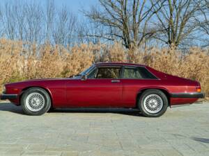 Image 4/50 de Jaguar XJ-S 3.6 (1988)