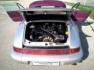 Image 7/17 de Porsche 911 Carrera 2 (1992)