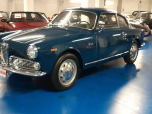 Image 1/33 de Alfa Romeo Giulia 1600 Sprint (1963)