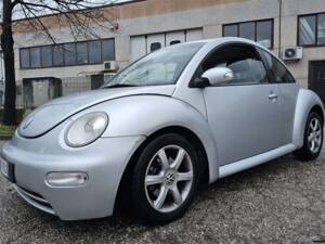 Imagen 1/22 de Volkswagen New Beetle 1.9 TDI (2003)