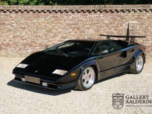 Bild 49/50 von Lamborghini Countach LP 5000 S QV (1988)