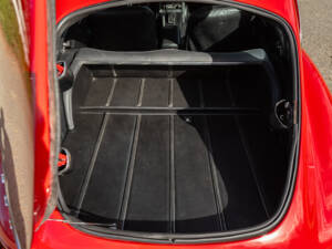 Image 13/20 of Jaguar E-Type (2+2) (1969)