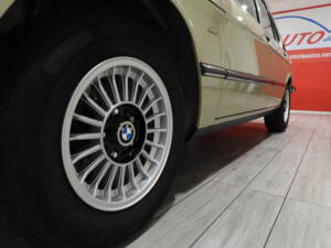 Image 5/15 of BMW 520&#x2F;6 (1979)