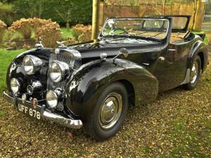 Image 1/50 of Triumph 2000 Roadster (1949)
