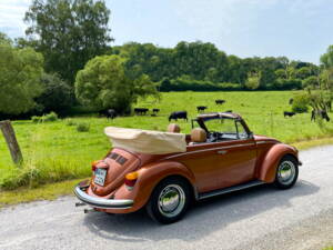 Image 5/15 de Volkswagen Beetle 1303 (1979)