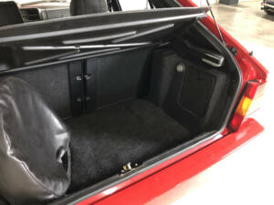 Image 25/33 of Lancia Delta HF Integrale Evoluzione I (1992)