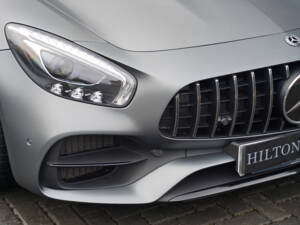 Image 25/50 of Mercedes-Benz S 63 AMG S 4MATIC (2019)