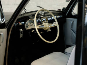 Image 10/23 of Lancia Appia C10 (1954)