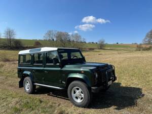 Image 38/47 de Land Rover Defender 110 Td5 (2000)