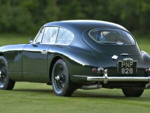 Image 12/50 de Aston Martin DB 2&#x2F;4 Mk II (1955)