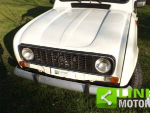 Bild 8/10 von Renault R 4 F4 (1982)