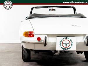 Image 12/41 of Alfa Romeo 1600 Spider Duetto (1967)