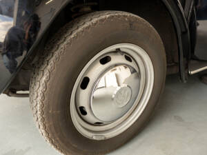 Image 13/34 of Volkswagen Beetle 1303 (1973)
