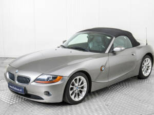 Image 43/50 de BMW Z4 2.2i (2004)