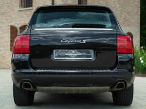 Image 15/50 of Porsche Cayenne S (2003)