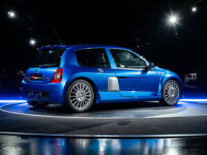 Image 2/15 of Renault Clio II V6 (2003)