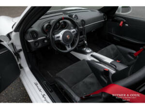 Image 2/40 of Porsche Boxster Spyder (2010)