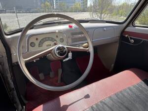 Bild 9/13 von Opel Olympia Rekord Caravan (1954)