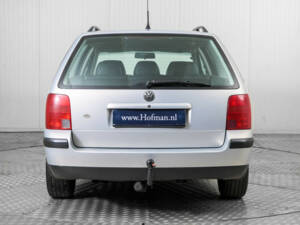 Image 9/14 of Volkswagen Passat Variant 1.9 TDI (1999)