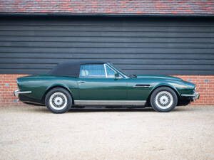 Image 8/45 of Aston Martin V8 Volante (1984)