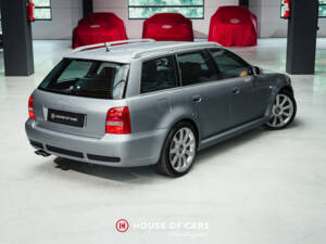 Image 7/25 de Audi RS4 Avant (2001)