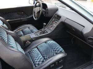 Image 10/42 de Porsche 928 (1979)