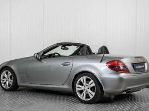 Image 6/50 of Mercedes-Benz SLK 200 Kompressor (2008)