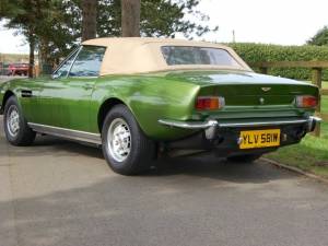 Image 25/33 of Aston Martin V8 Volante (1981)