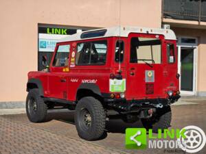 Bild 3/10 von Land Rover Defender 90 (1995)