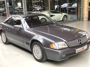 Image 6/49 of Mercedes-Benz SL 280 (1995)