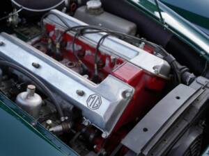 Image 19/50 of MG MGA Twin Cam (1959)