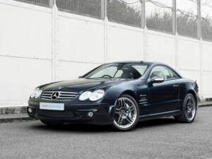 Immagine 4/14 di Mercedes-Benz SL 65 AMG (2004)