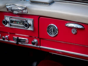 Bild 24/29 von Mercedes-Benz 190 SL (1962)