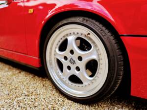 Image 10/24 of Porsche 911 Carrera 4 (1993)