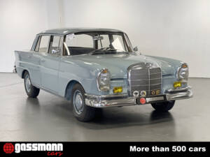 Bild 5/15 von Mercedes-Benz 220 SE b (1963)