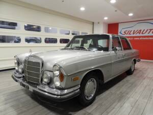 Bild 3/7 von Mercedes-Benz 280 SE 3,5 (1972)