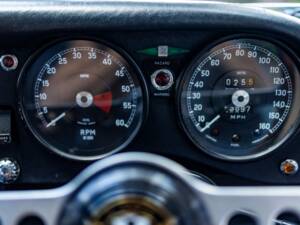 Bild 47/50 von Jaguar E-Type (2+2) (1969)