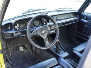 Image 3/50 of BMW 2002 tii (1972)