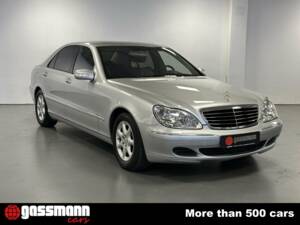 Image 3/15 of Mercedes-Benz S 500 (2002)