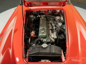 Immagine 3/19 di Austin-Healey 3000 Mk III (BJ8) (1965)