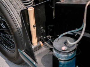 Image 15/50 of Aston Martin DB 2&#x2F;4 Mk I DHC (1954)