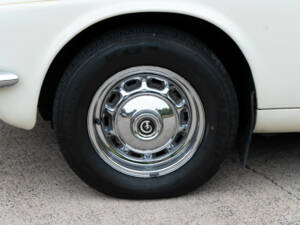 Immagine 31/50 di Daimler Sovereign 4.2 (1978)