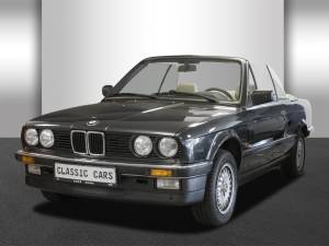 Imagen 2/16 de BMW 320i (1987)