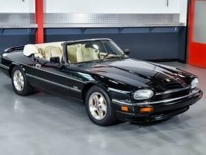 Image 7/7 de Jaguar XJS 6.0 (1994)