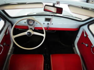 Image 26/45 of FIAT 500 F (1966)