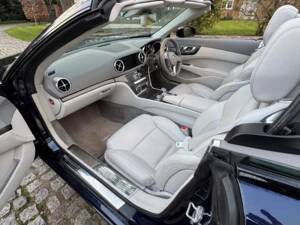 Bild 21/31 von Mercedes-Benz SL 350 (2013)