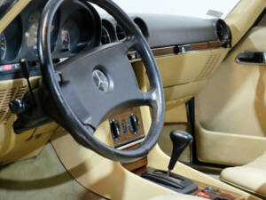 Bild 9/26 von Mercedes-Benz 280 SL (1983)