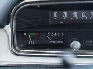 Image 21/29 of Peugeot 404 Coupé (1966)