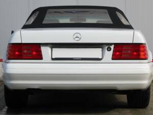 Afbeelding 6/34 van Mercedes-Benz SL 320 (1996)